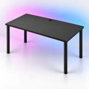 Czarny