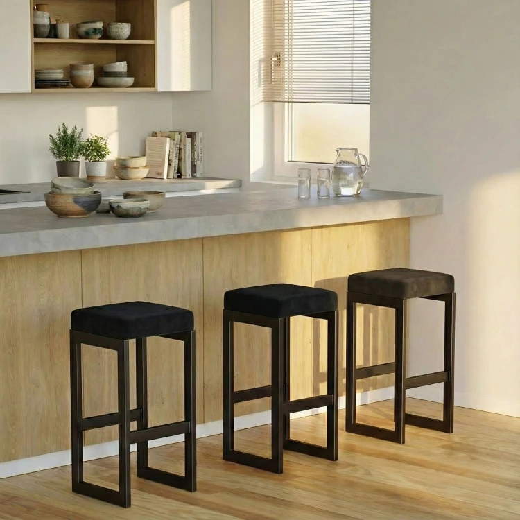 koker tapicerowany loft - czarny.jpg