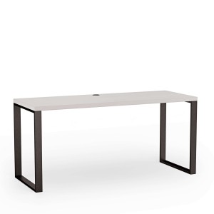 Biurko z metalowymi nogami - Białe (2).jpg