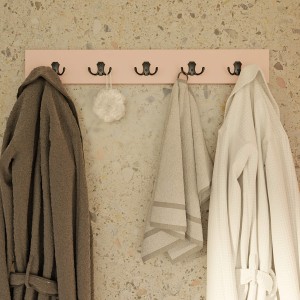 Wieszak łazienkowy - różowy (4).jpg