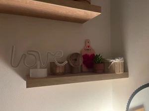 półka ścienna zdjęcie realne 1.webp